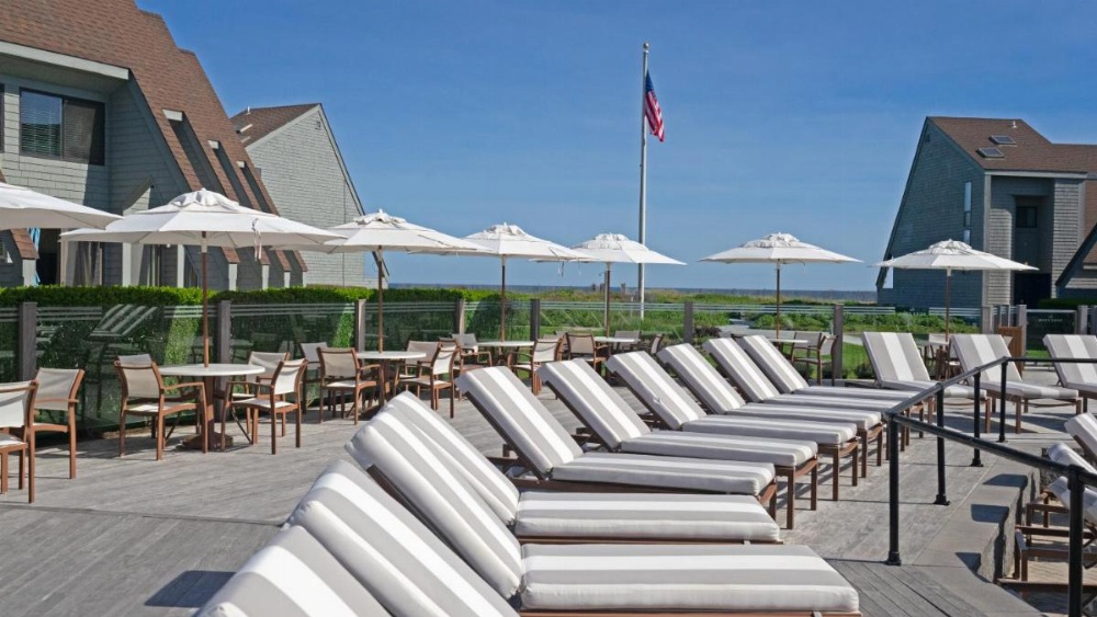 The Surf Club Resort