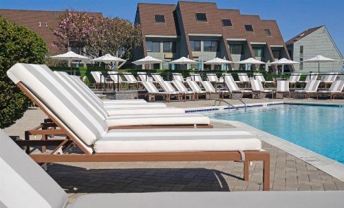 The Surf Club Resort image 10