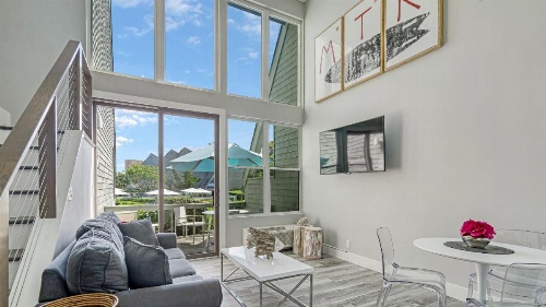 The Surf Club Resort image 14